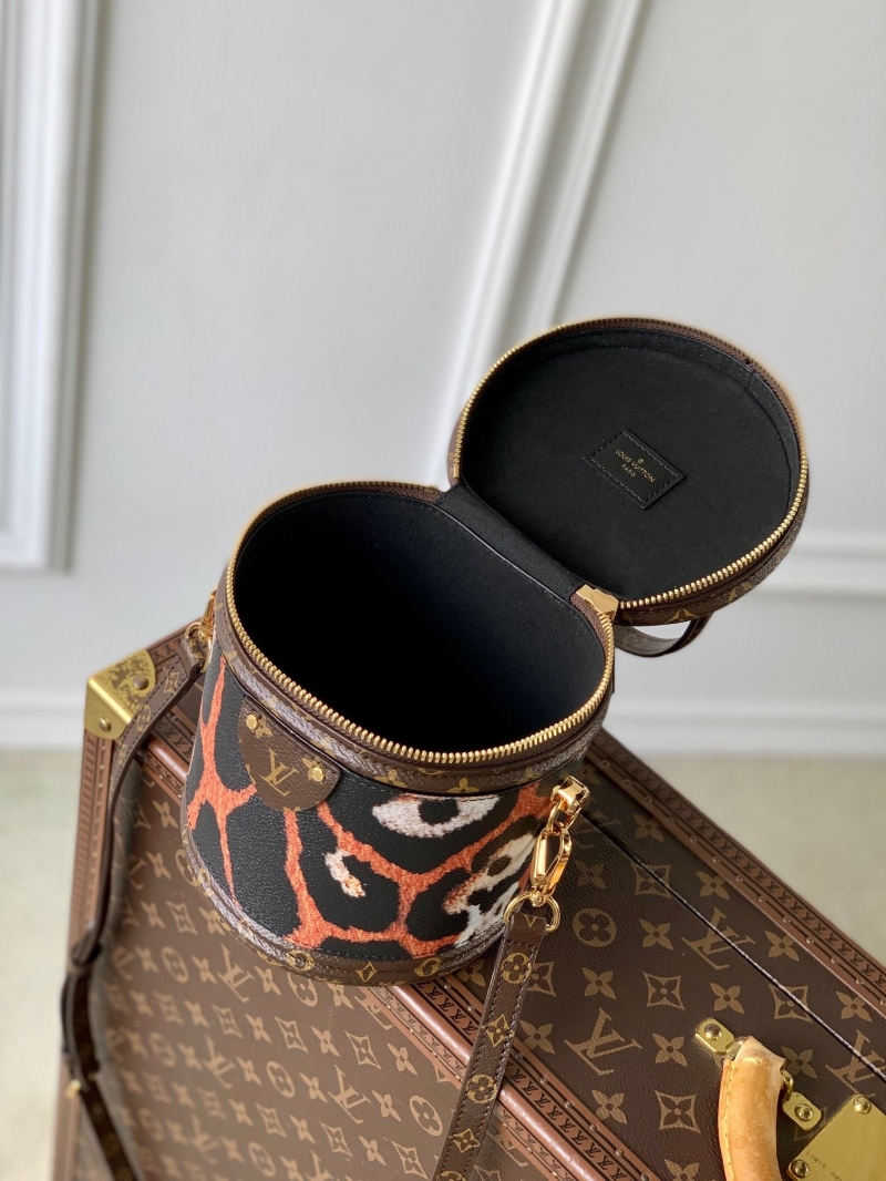 LV Bucket Bags
